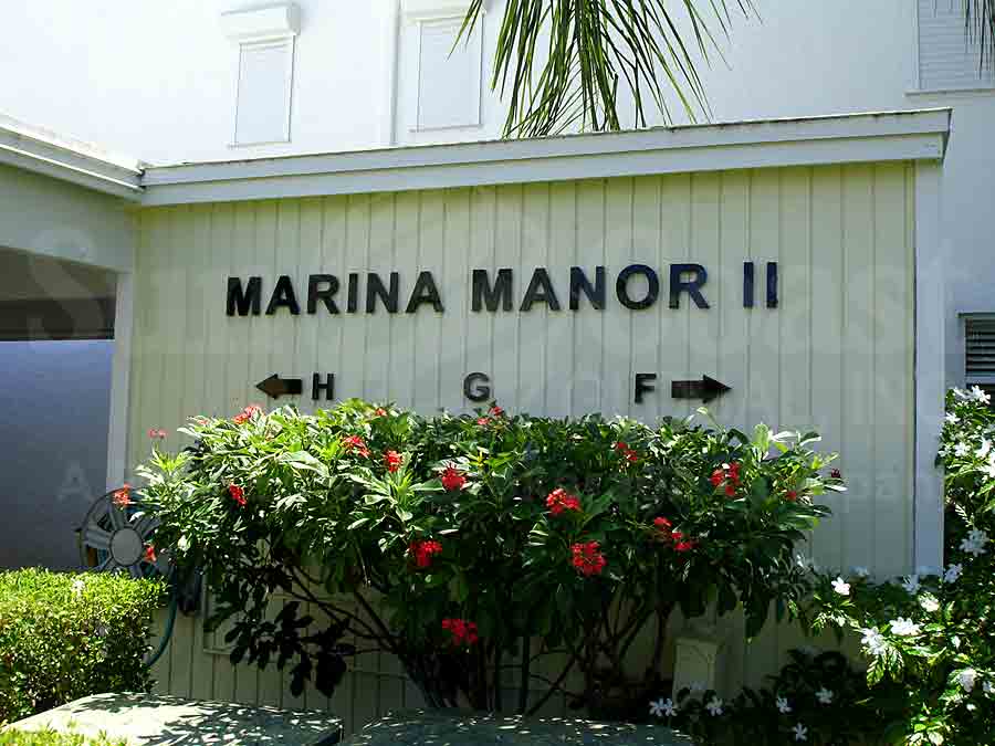 Marina Manor Signage